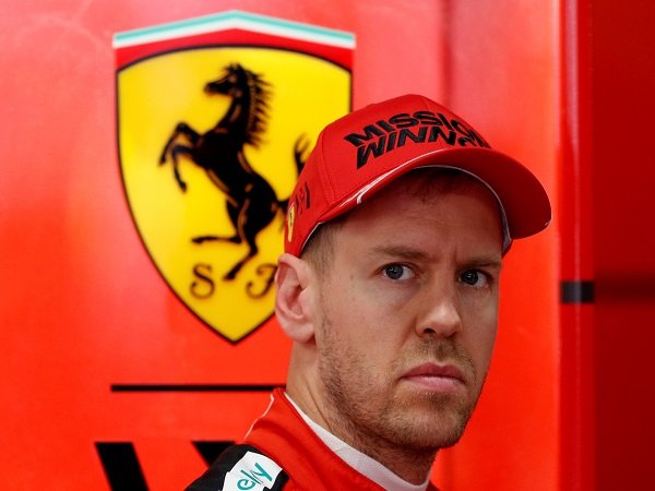 Racing Point Pastikan Tak Ada Ruang untuk Vettel