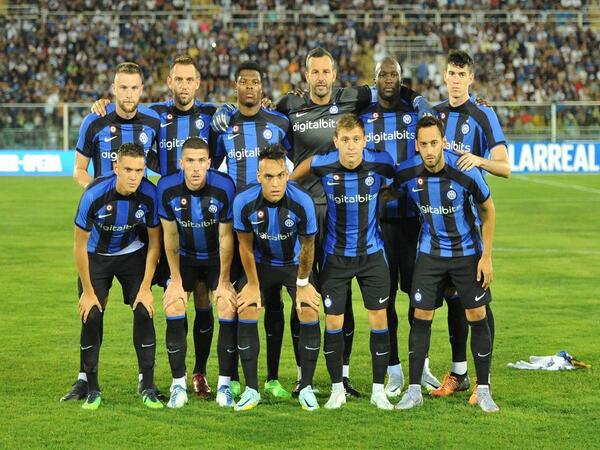 Arrigo Sacchi menjagokan Inter Milan untuk keluar sebagai pemenang Serie A musim depan / via Getty Images