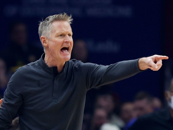Steve Kerr yakin bisa dapat perpanjangan kontrak dari Warriors.