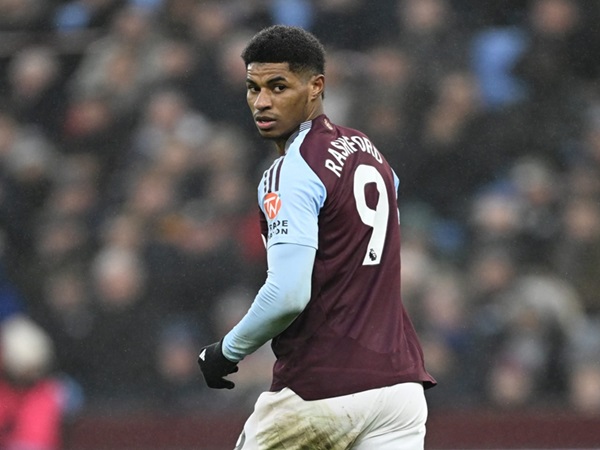Barcelona Fokus Mengejar Servis Marcus Rashford