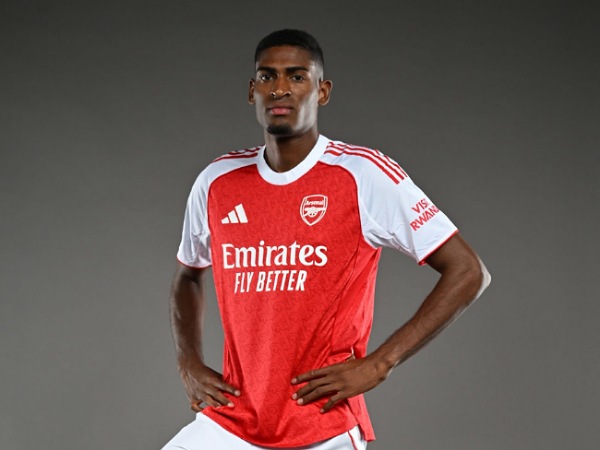 Cristhian Mosquera diboyong oleh Mikel Arteta ke Arsenal