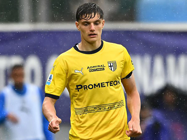 Langkah Senyap United Buyar, Giovanni Leoni Justru Merapat ke Liverpool