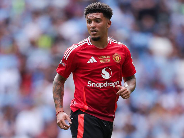 MU Mungkin Terpaksa Kembali Pinjamkan Jadon Sancho